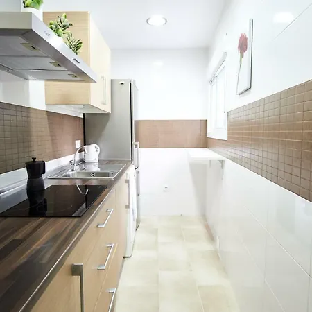 Resolana Walls 公寓 *